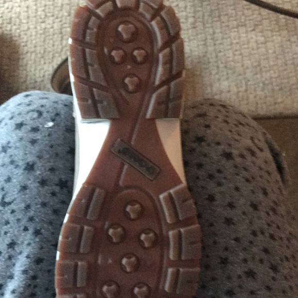 Bnwt snow boot size 8 - Picture 7 of 9